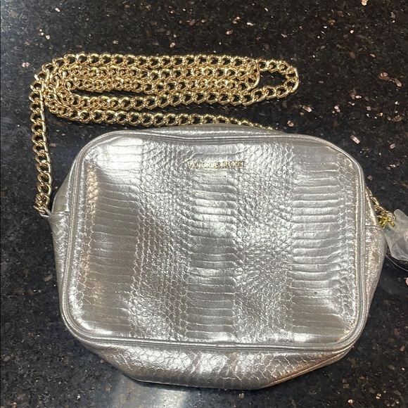 Victoria Secret Crossbody Bag with Gold Chain - Picture 6 of 8